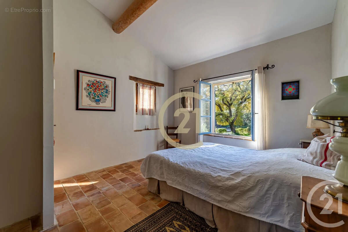 Maison à CASTILLON-DU-GARD