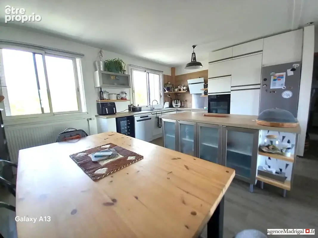 Appartement 88 m² à Voiron  - photo 2