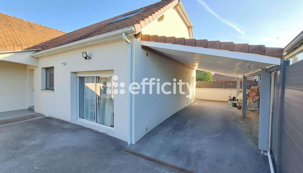 Maison à DENGUIN