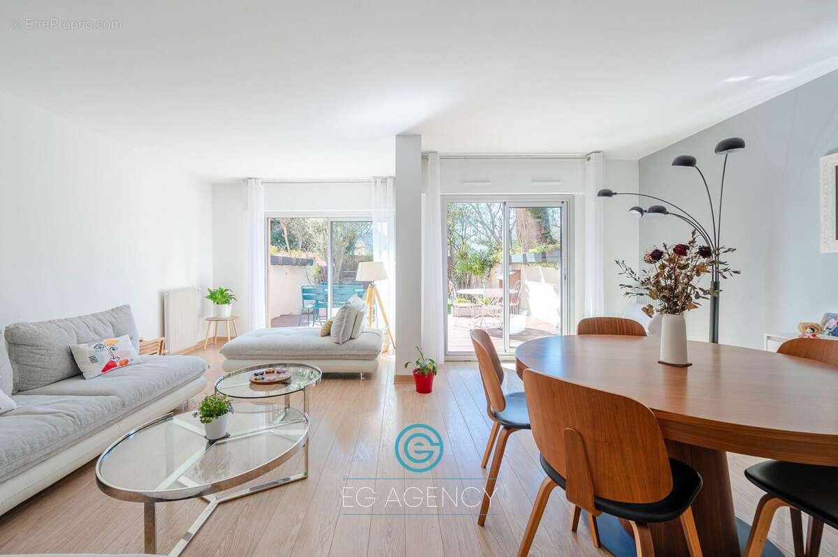 Appartement à MARSEILLE-9E