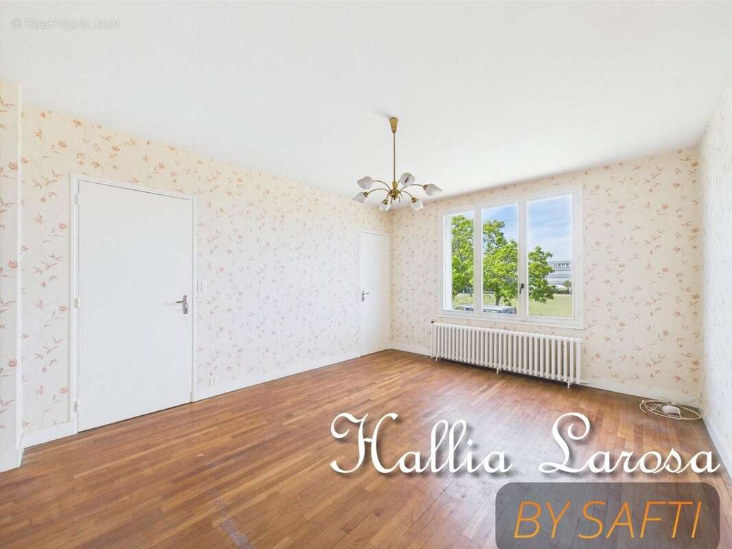 Maison 75 m² à Montmorillon  - photo 2