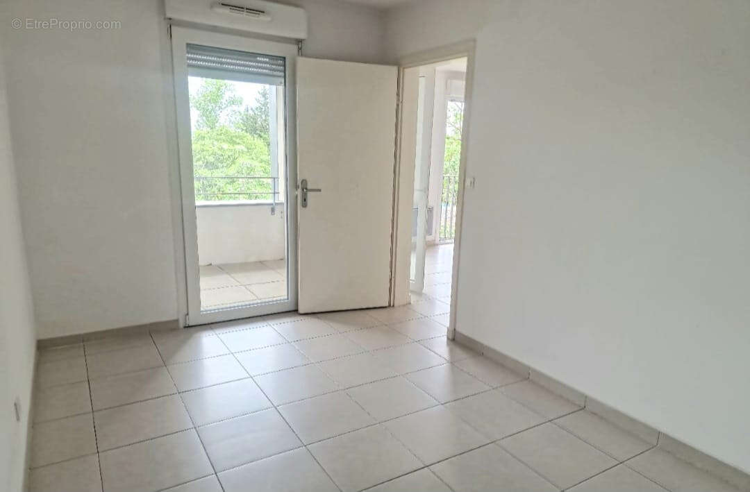 Appartement à JUVIGNAC