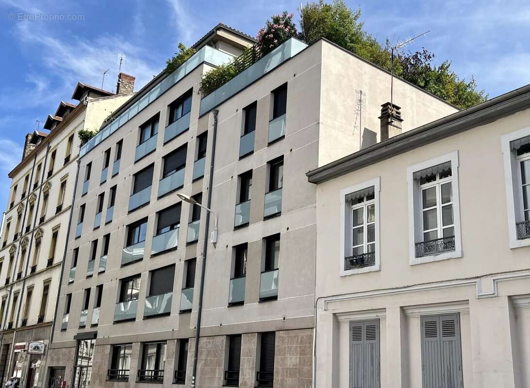 Appartement à LYON-6E