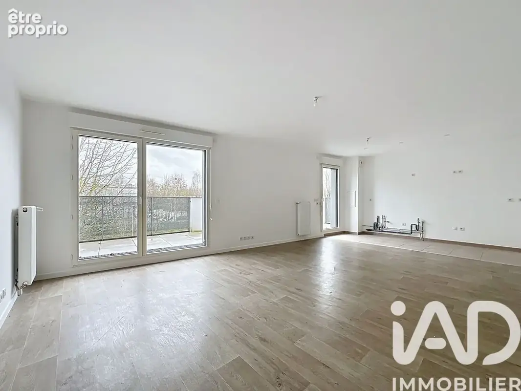 Photo 1 - Appartement à BUSSY-SAINT-GEORGES