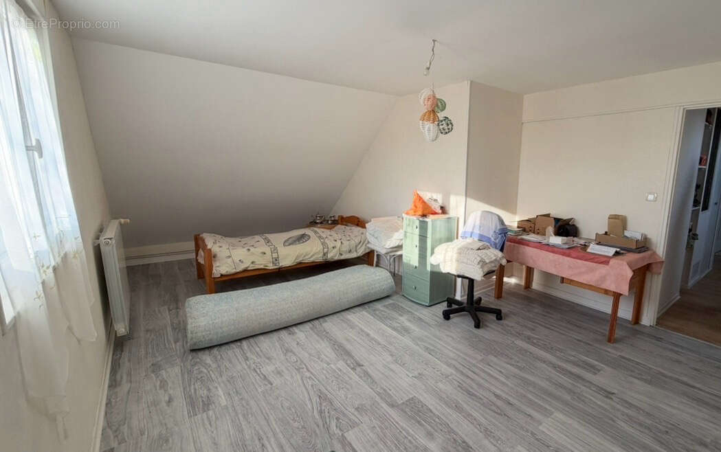 Maison familiale de 170 m2 Saint-Martin-Des-Lais - photo 10