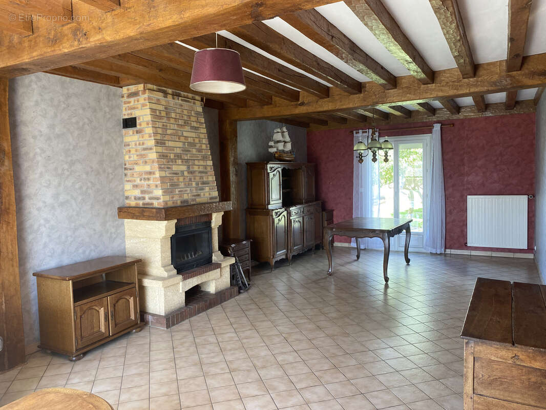 Maison à PACY-SUR-EURE