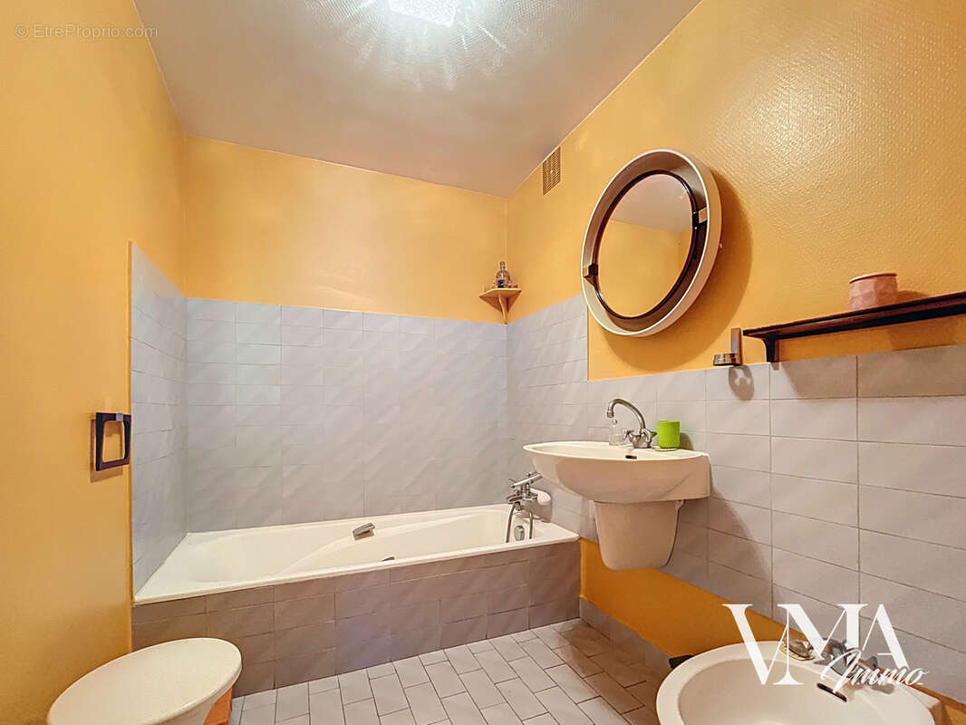 Maison à CHAMPAGNE-AU-MONT-D&#039;OR