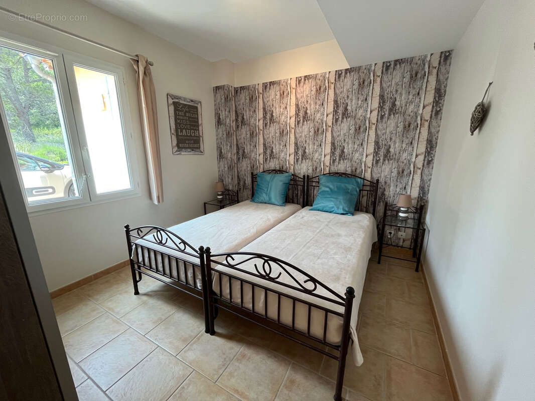 Maison à LE BARROUX