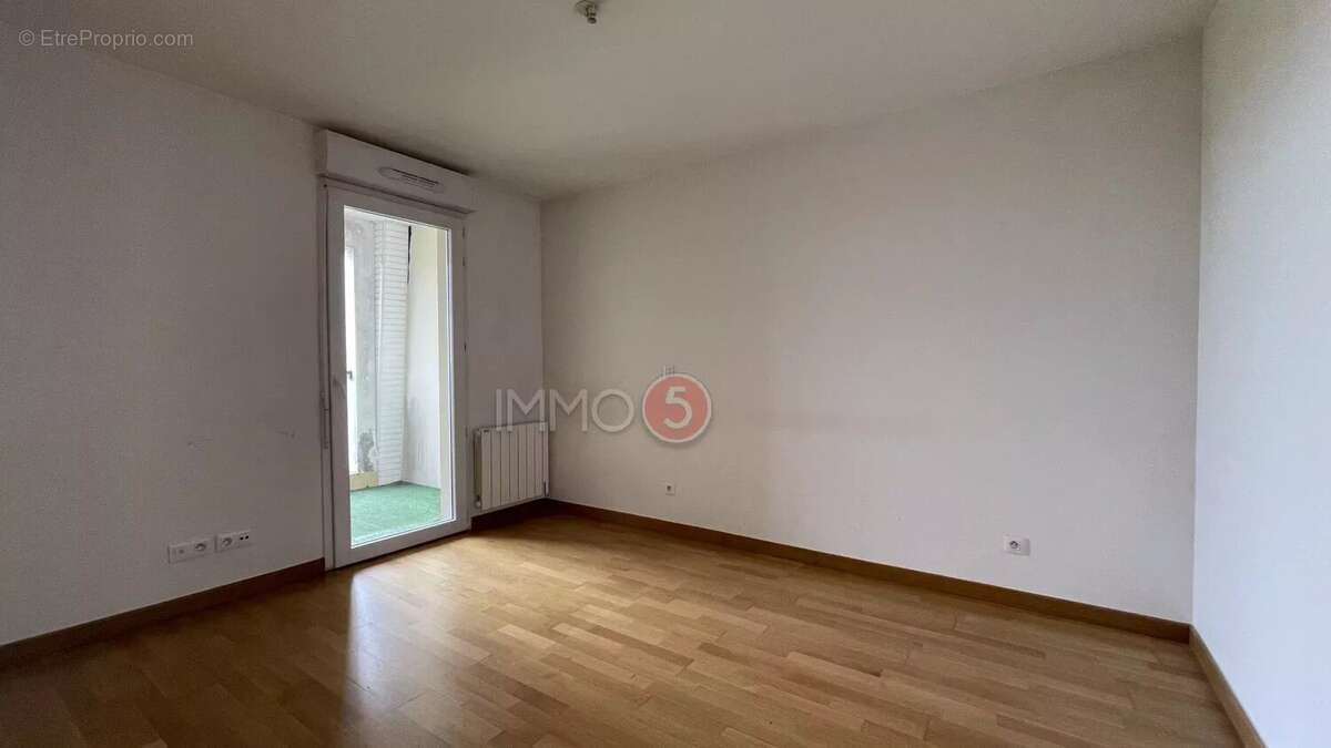 Appartement à LE RAINCY