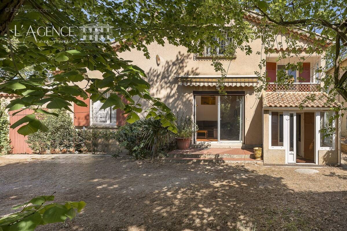 Maison à ARLES
