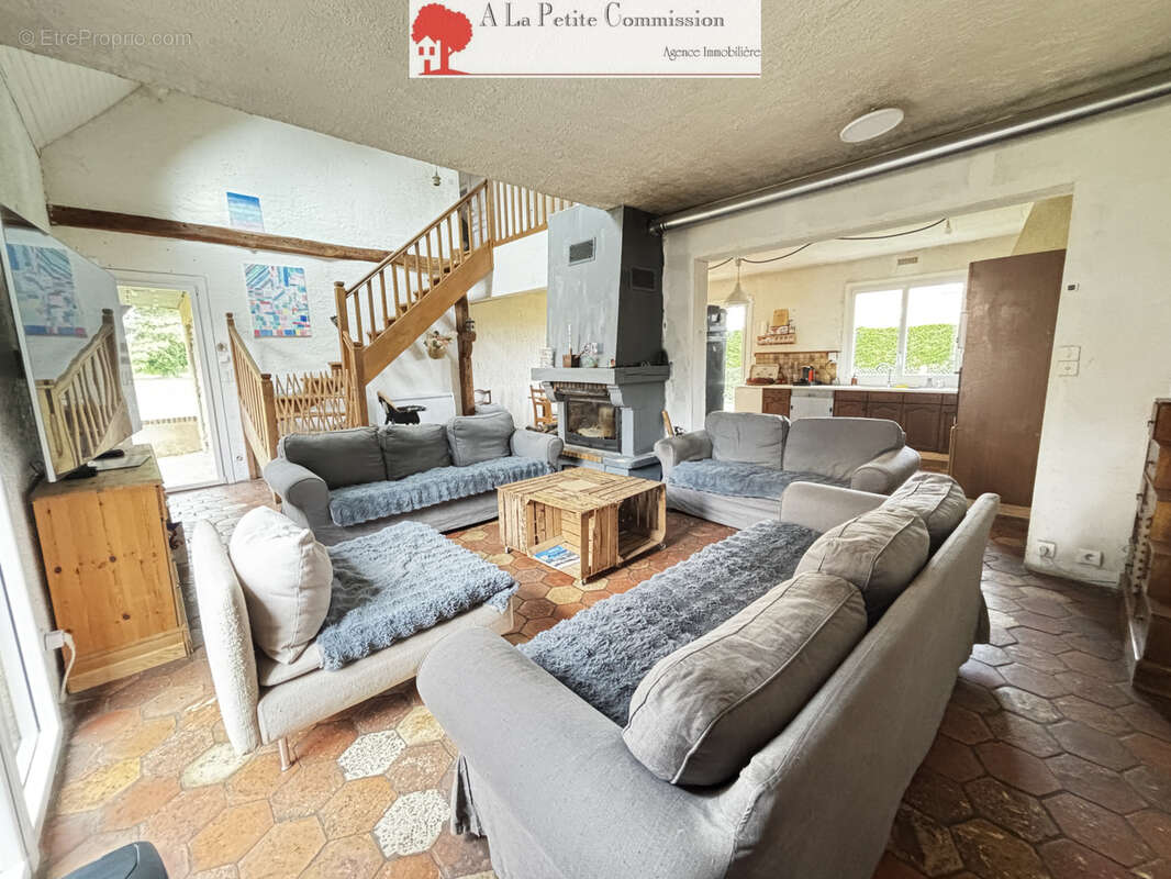 À VENDRE   Grande maison familiale à Poisvilliers, à quelques minutes de Chartres - photo 2