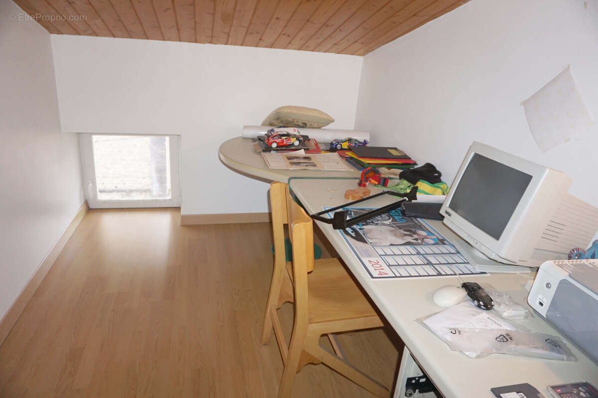 Appartement à MATOUR