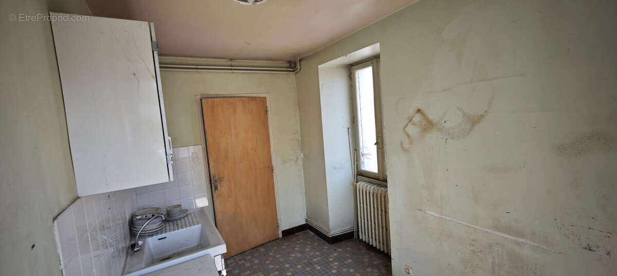 Immeuble de rapport - Asprieres  200 m2 - photo 14
