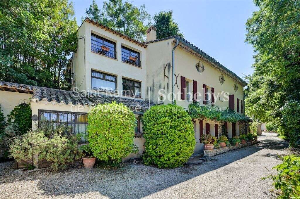 Maison à SAINT-REMY-DE-PROVENCE