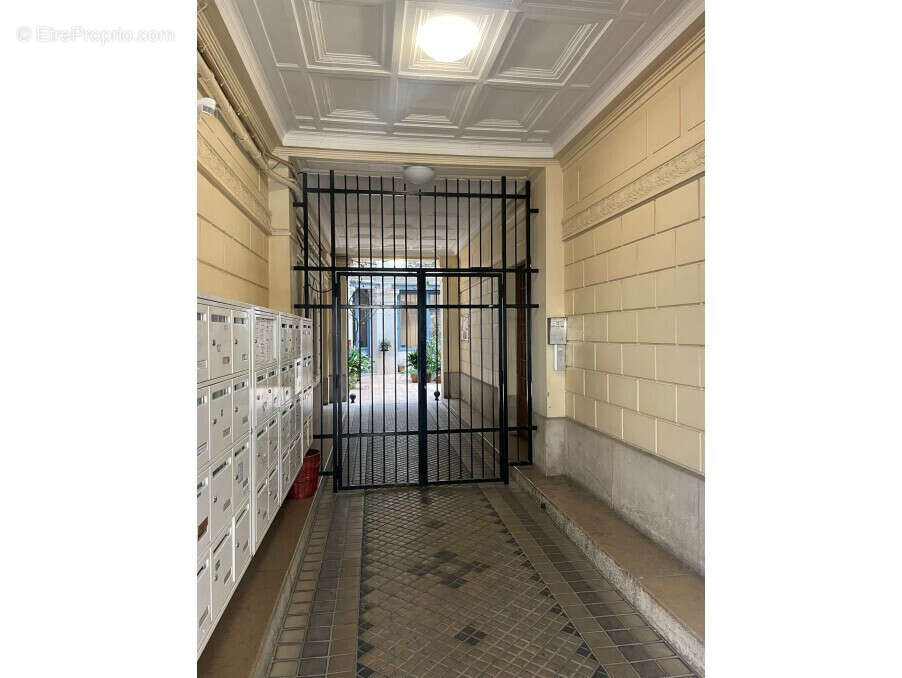 Appartement à PARIS-3E