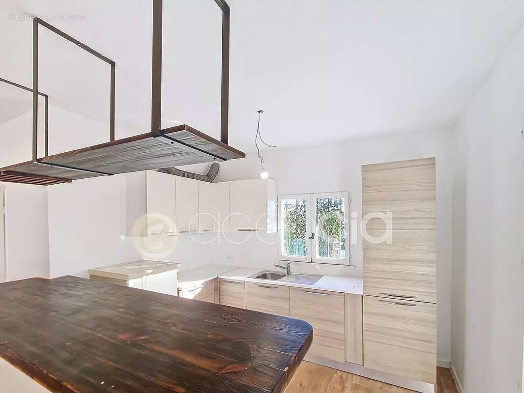 Appartement à VALBONNE