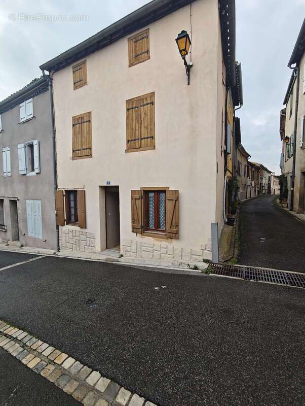 Maison à VILLASAVARY