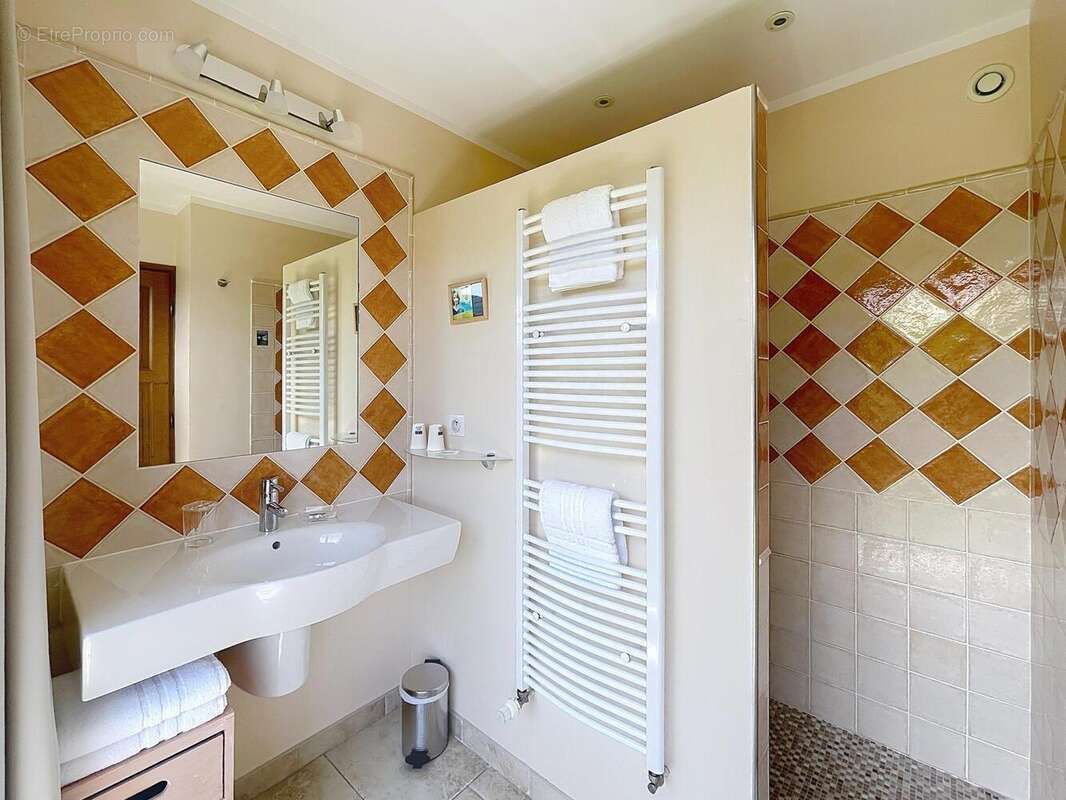 Photo 9 - Appartement à BAGNOLS-EN-FORET