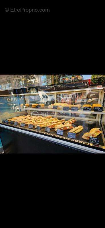 Commerce à CAVALAIRE-SUR-MER