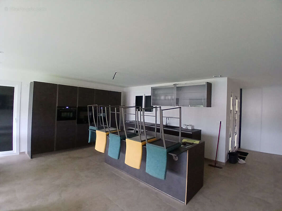 Plain pied 3 chambres 118m2 a grenoux - photo 3
