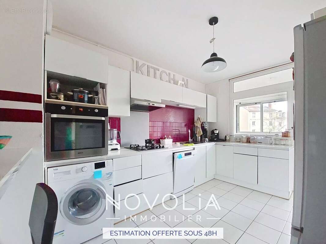 Appartement à LYON-8E