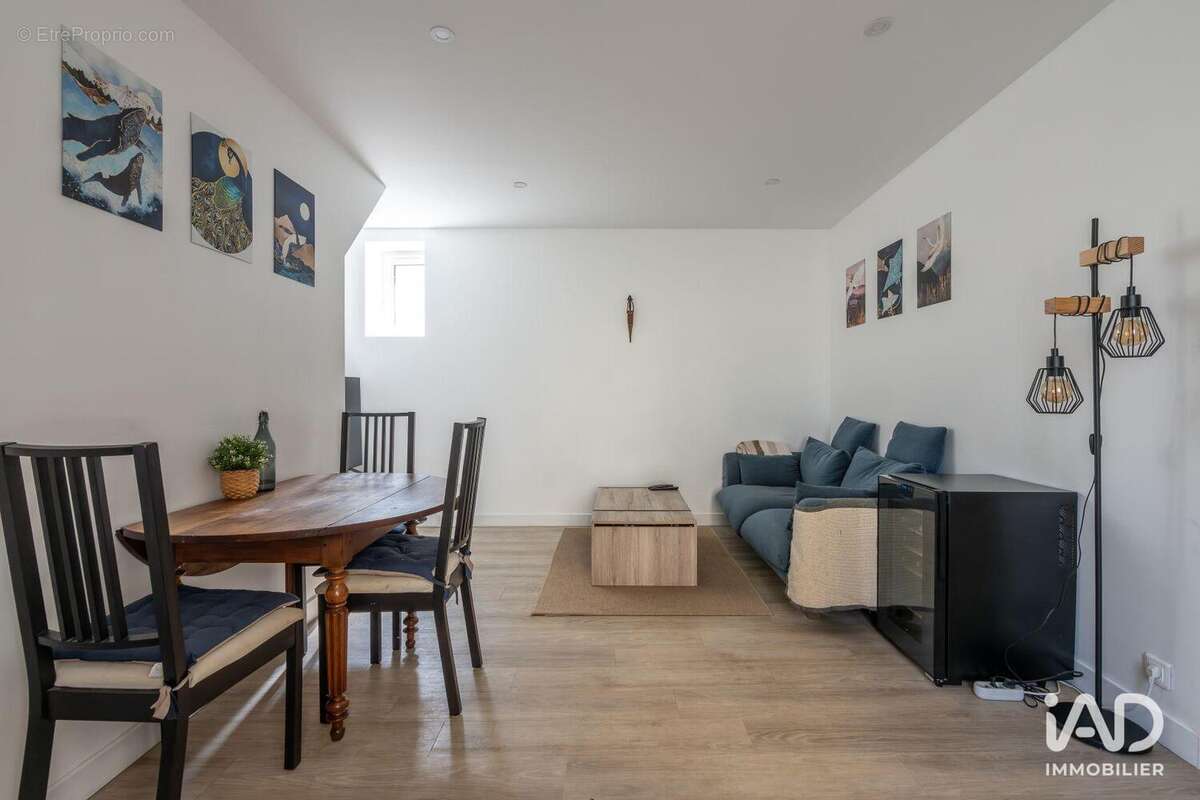 Photo 2 - Maison à SAINT-THIBAULT-DES-VIGNES