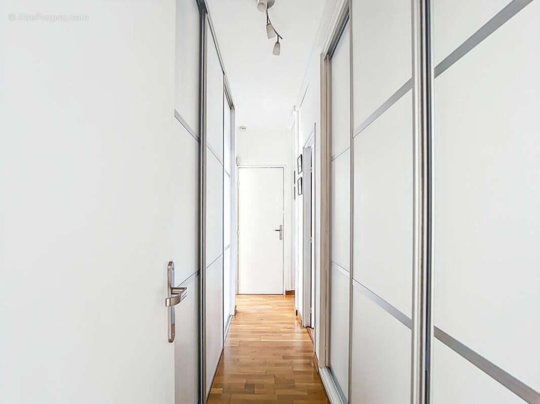 Appartement à MARSEILLE-9E