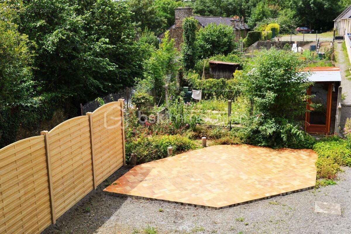 Maison de caractère de 88 m² – 5 pièces – Vue Château de Fougères - photo 3