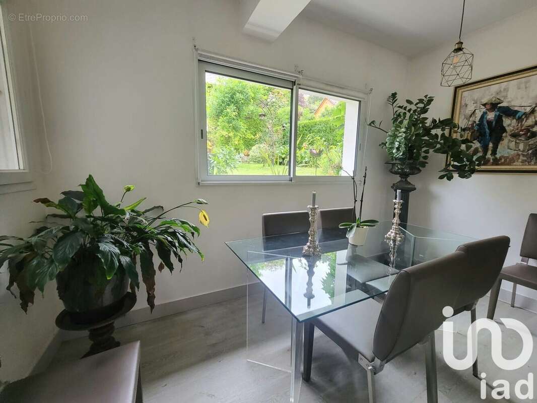 Photo 3 - Maison à MONT-SAINT-AIGNAN