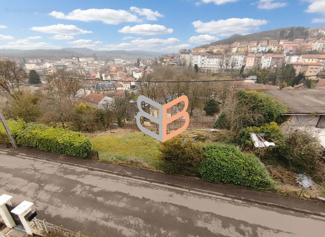 Terrain à VILLERUPT