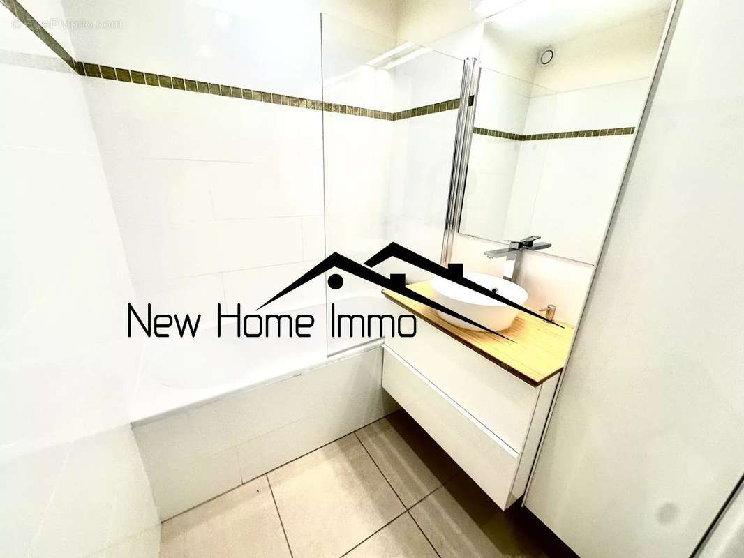 Appartement à MARSEILLE-8E