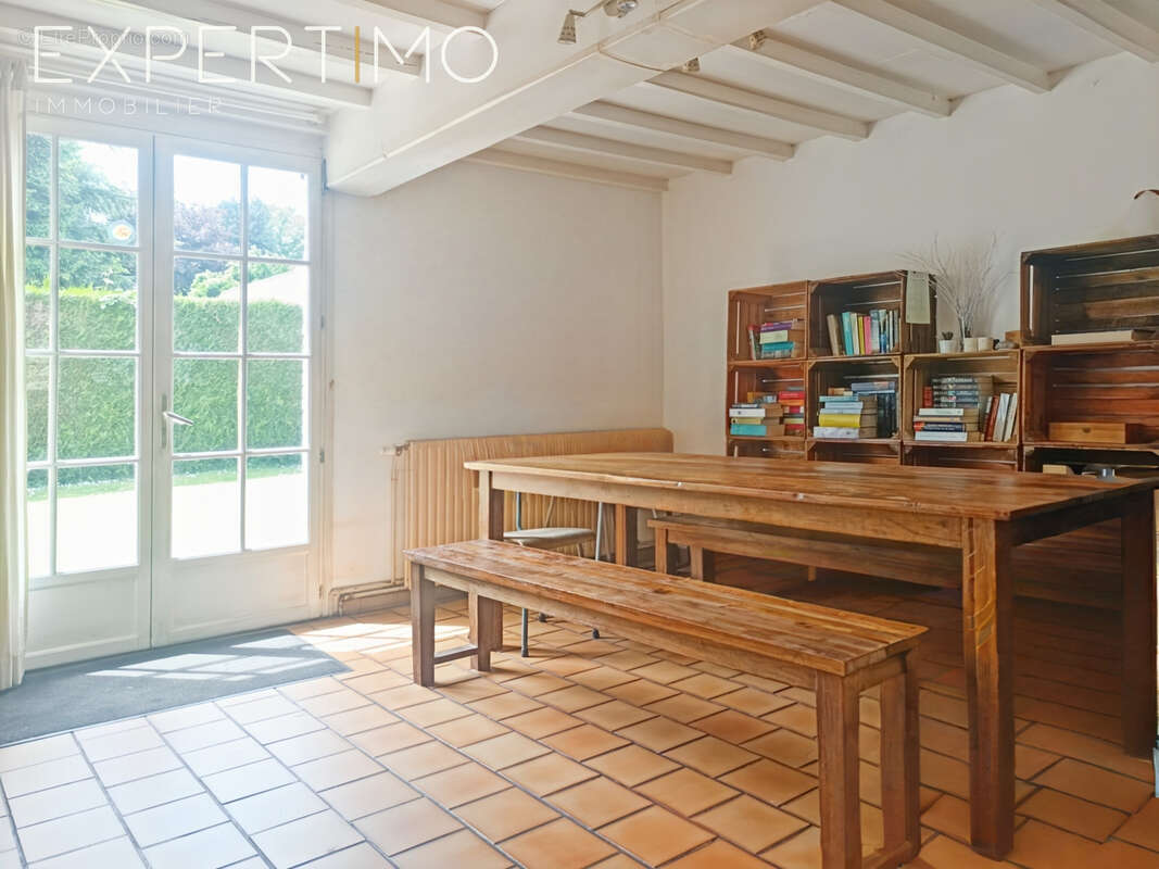 Maison à REGNIERE-ECLUSE