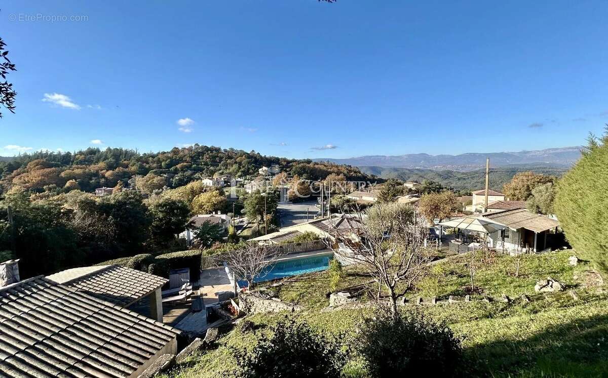 Maison à LES ADRETS-DE-L&#039;ESTEREL