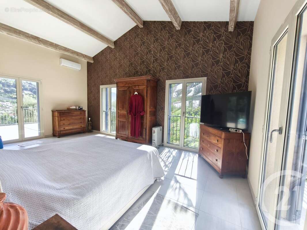 Maison à SAINTE-AGNES