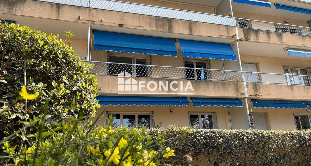 Appartement à SIX-FOURS-LES-PLAGES