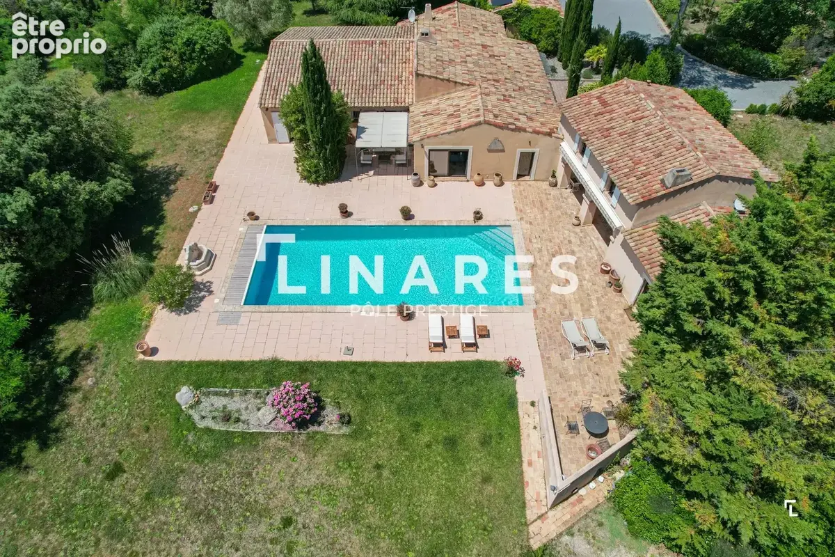 LA BELLE - Propriété de 457m2 - Vue Sainte-Victoire - Piscine et Dépendance - Saint-Marc de Jaumegarde - photo 3