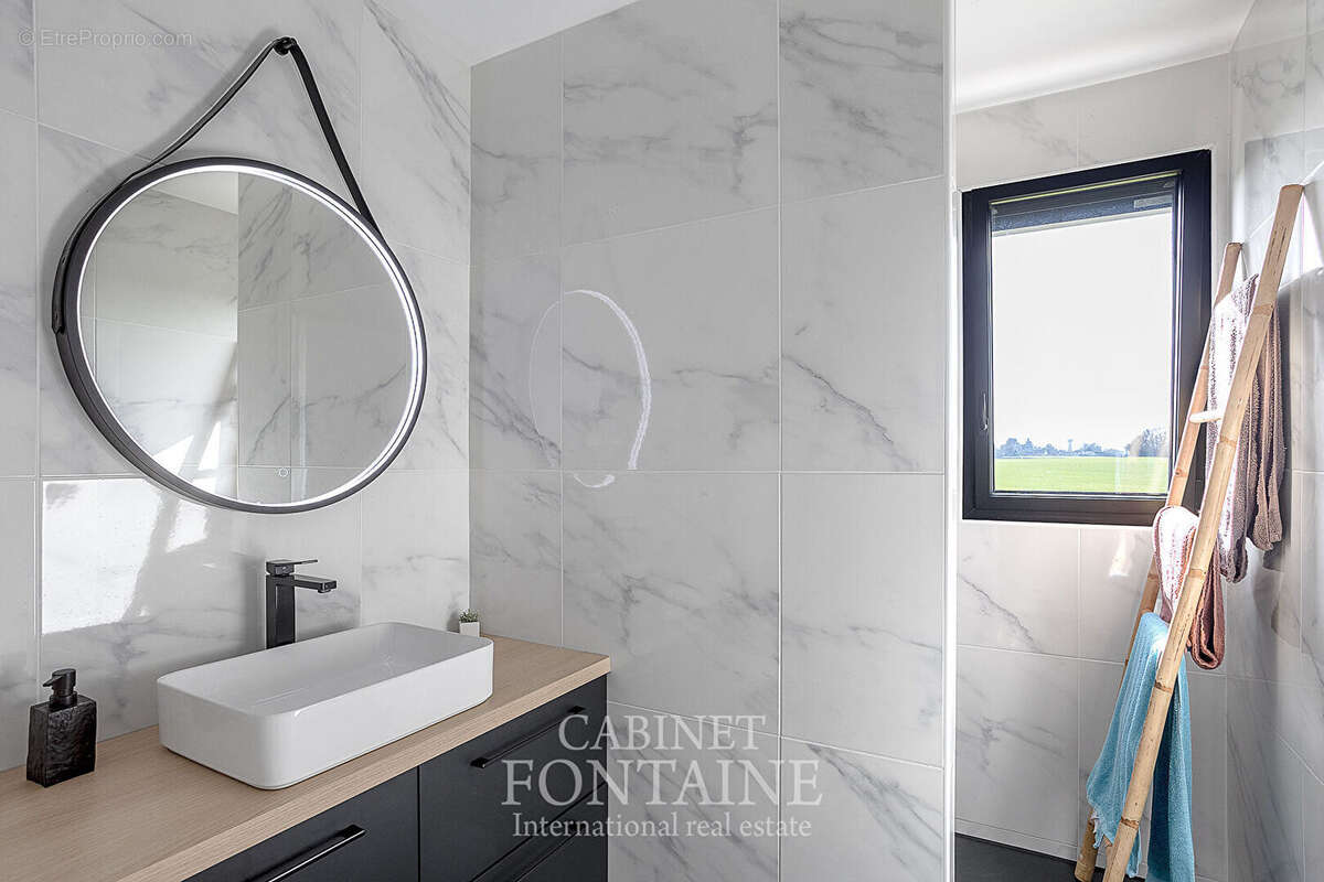 Belle Maison contemporaine - photo 8