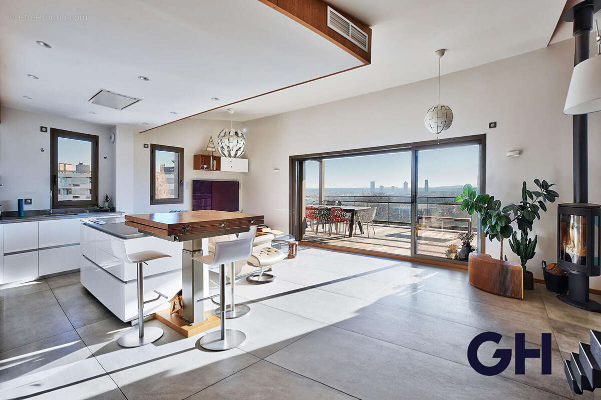 Appartement à CALUIRE-ET-CUIRE