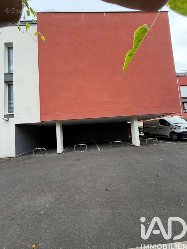 Photo 5 - Parking à PONTAULT-COMBAULT