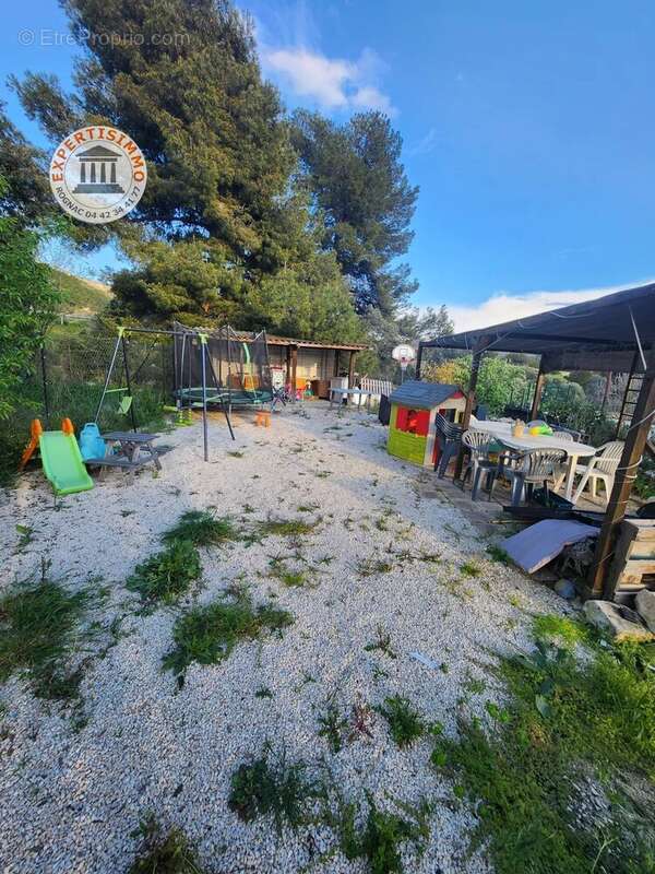 Appartement à ROGNAC