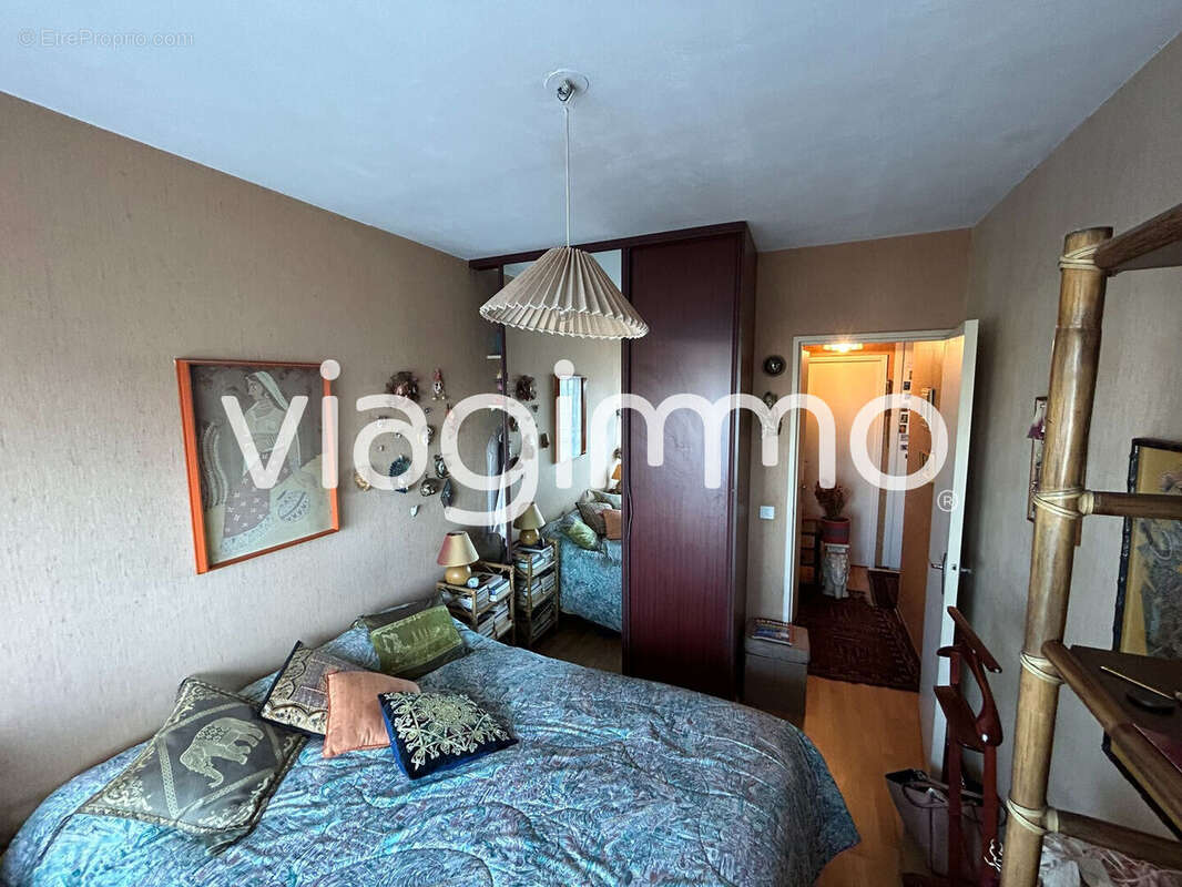 Appartement à MARSEILLE-9E
