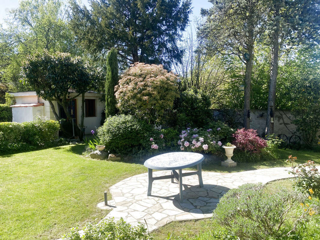 Maison à LE RAINCY
