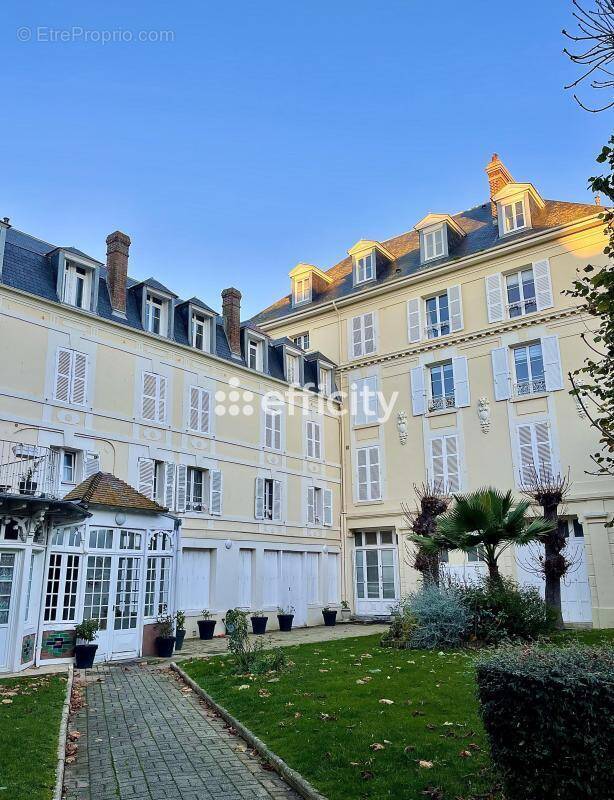 Appartement à TROUVILLE-SUR-MER