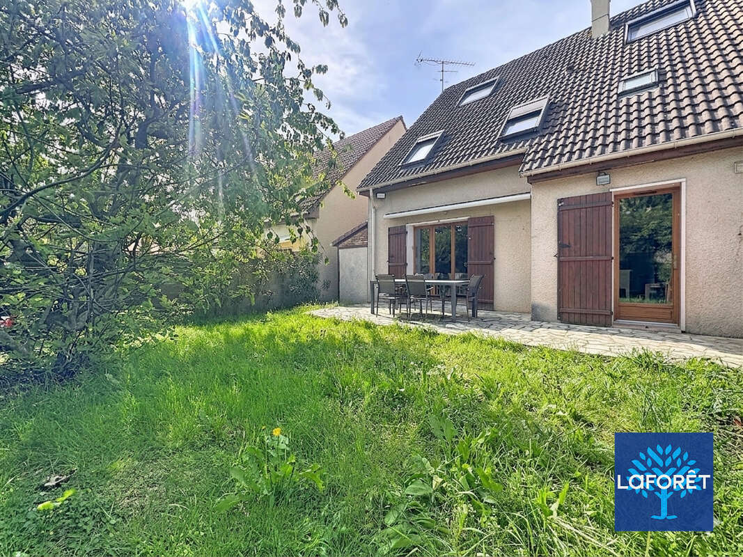 Maison à CHILLY-MAZARIN