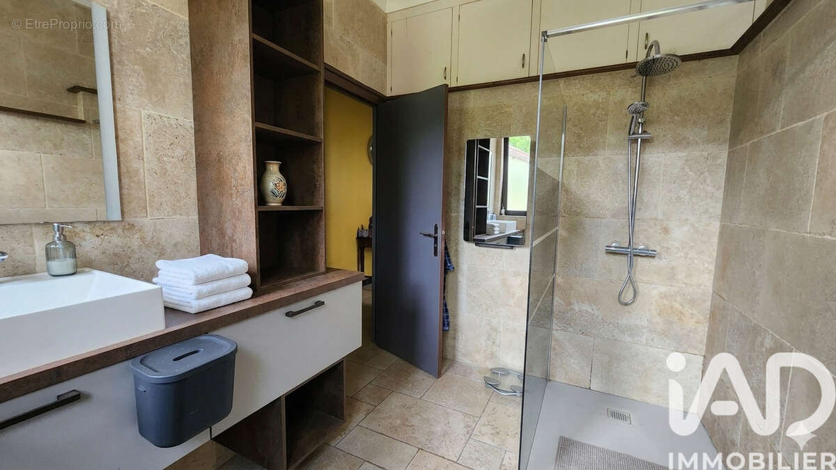 Maison 225 m² à Bergerac  - photo 9