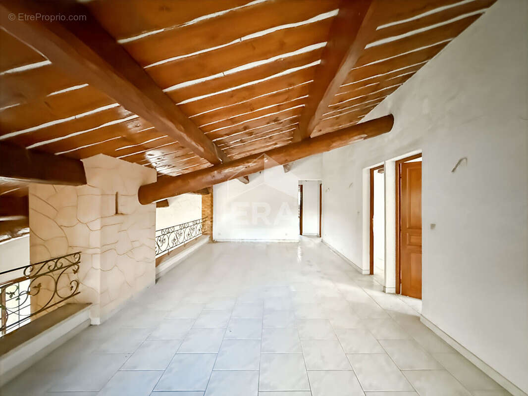 Maison à CABRIES