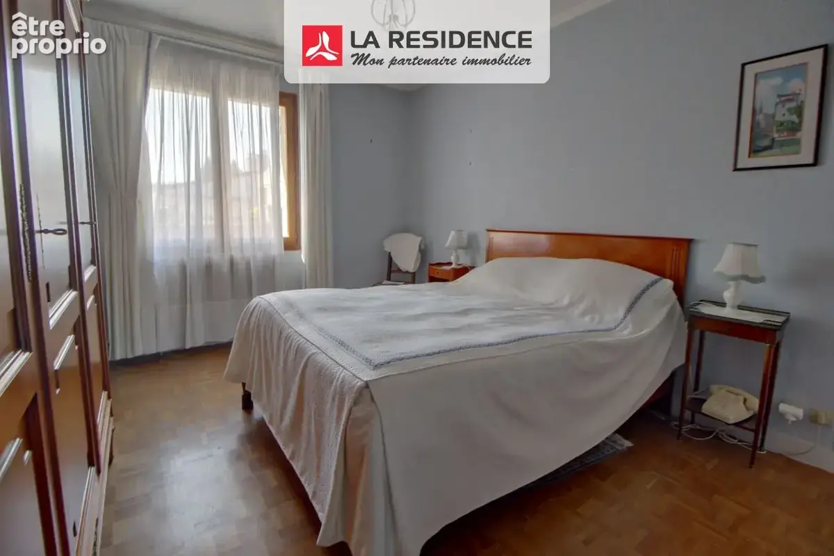 Maison 6 pièces 140 m² à vendre à Les Clayes-Sous-Bois (78340) - photo 6