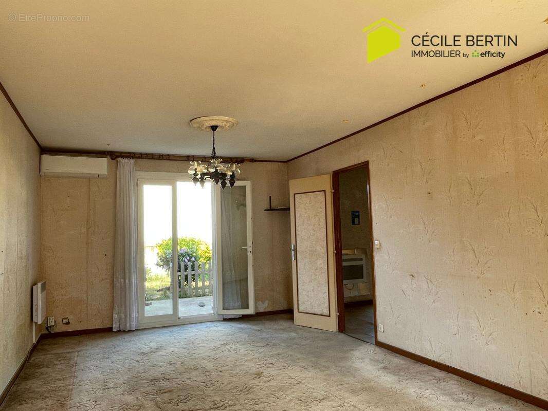Maison 90 m² à Saintes-Maries-De-La-Mer  - photo 3