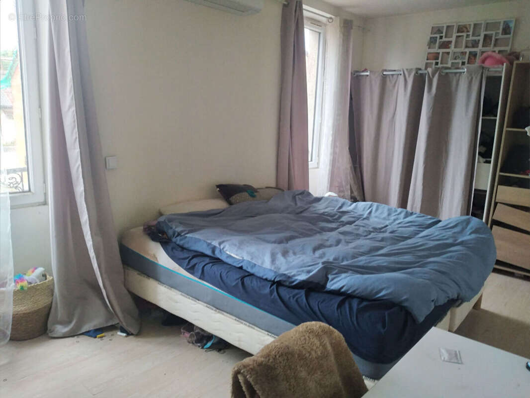 Maison à MEZIERES-SUR-SEINE