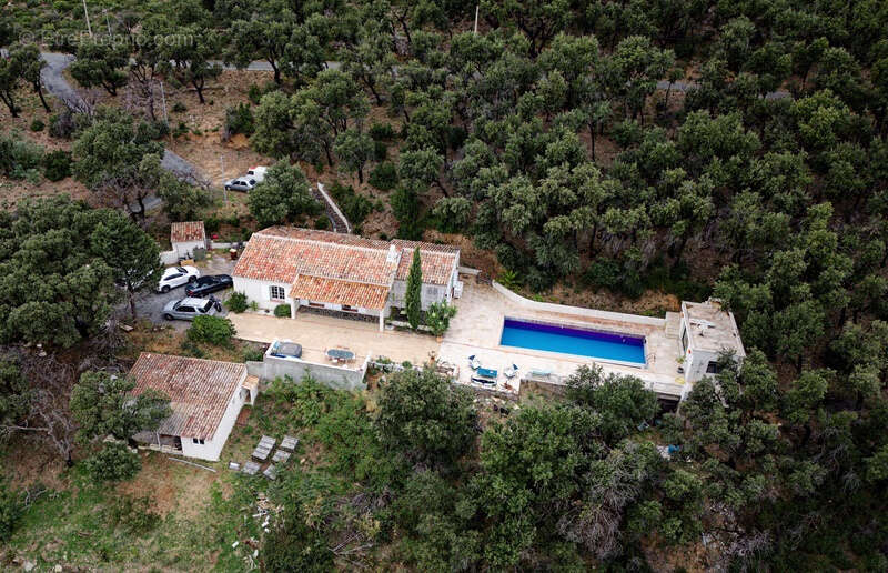 Maison à LA GARDE-FREINET
